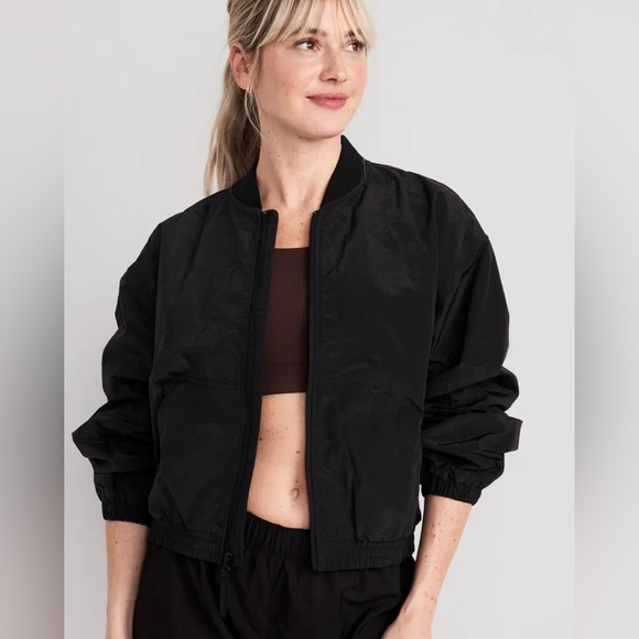 Old Navy quick dry  crop active jacket black zip front SZ L NWT - Picture 1 of 6